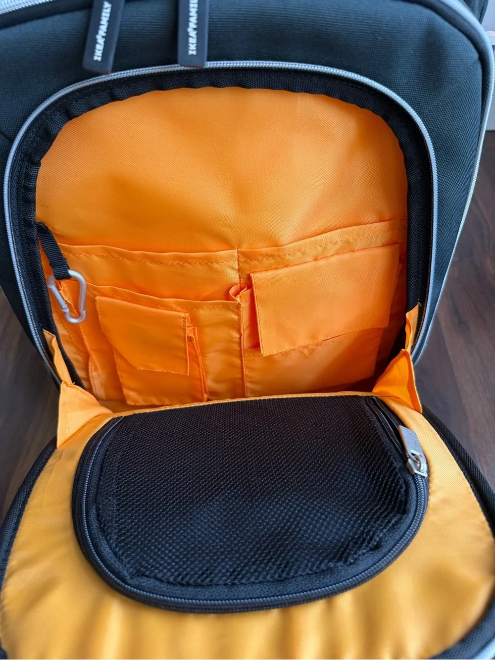 IKEA Family UPPTACKA Rolling Carry On Convertible Luggage